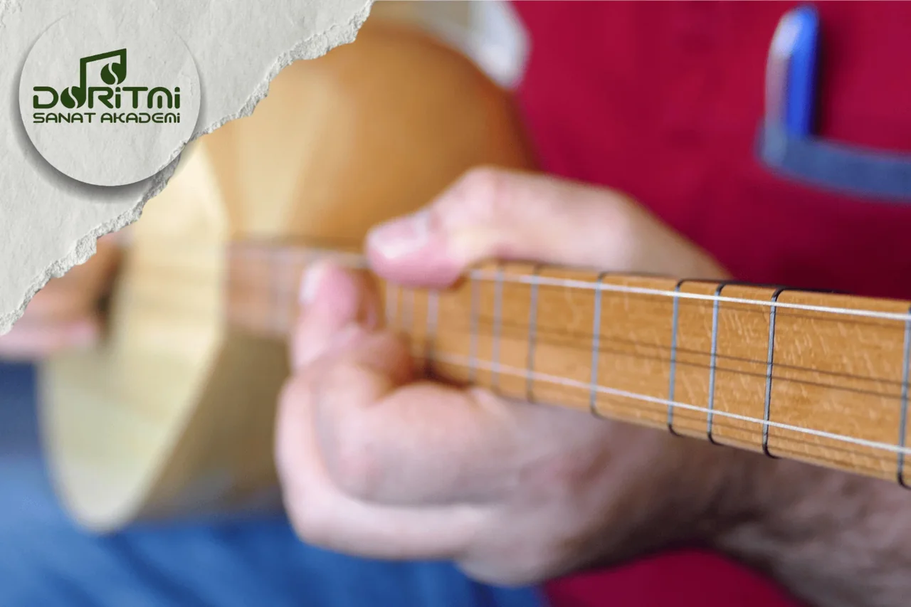 Bağlama sapında perde ve parmak konumu yakın plan.